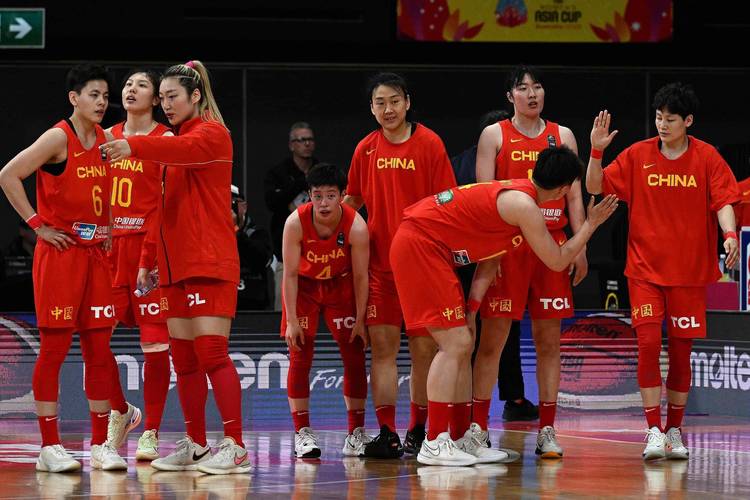 中国女篮vs法国女篮直播