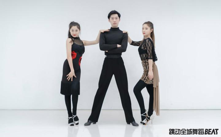 中国舞老师vs拉丁舞老师
