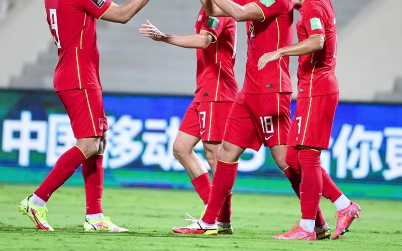 中国足球与乌茲别克
