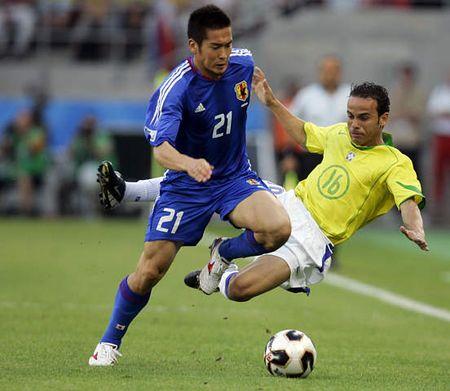 2006巴西vs日本全场